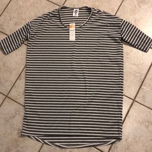 Agnes & Dora hi-lo 3/4 sleeve tunic. NWT. Small